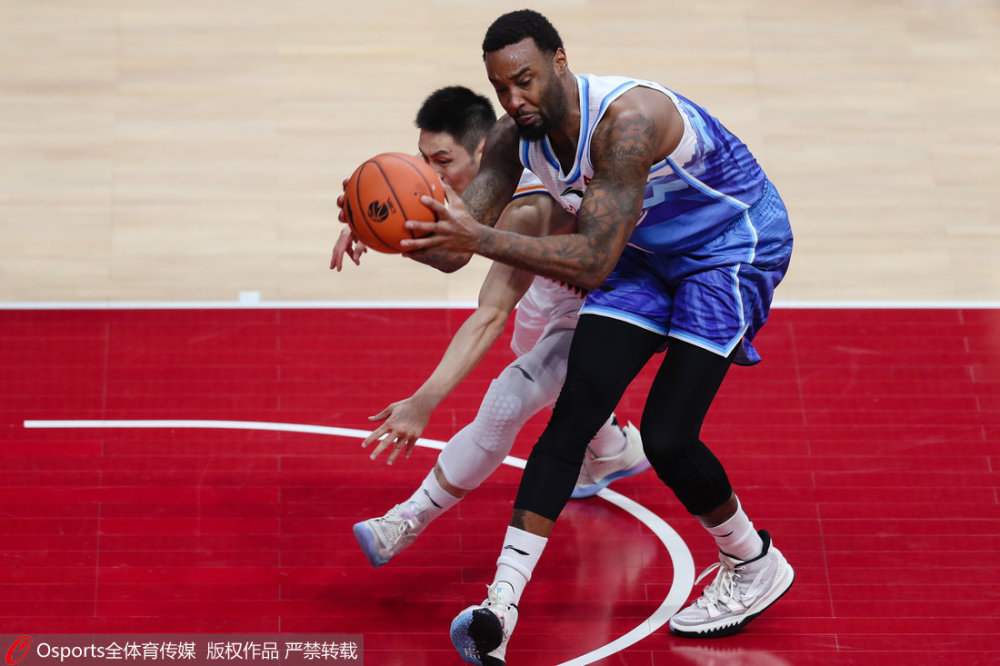 app下载-芝加哥公牛调整名单备战CBA季后赛罗马集结日完成体检，今夜丹佛掘金扳平良机看傻球迷的简单介绍